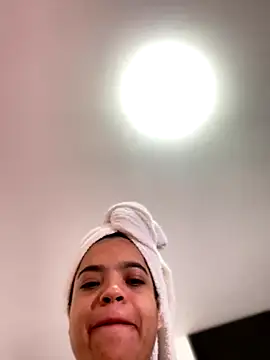 Snapshot of JuanitaMore01 chatting on September 20, 7:23 pm JuanitaMore01 online show from September 20, 7:23 pm