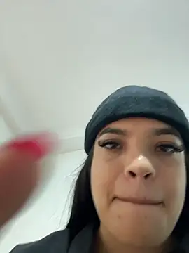 JuanitaMore01 online show from July 2, 3:23 am