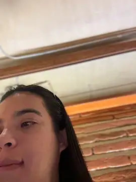 JuanitaMore01 online show from June 18, 8:25 pm