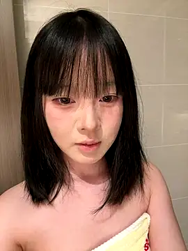 EnEn xiaobao online show from October 27, 12:44 pm