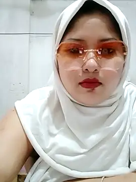 Nusrat-N online show from April 21, 2:51 am