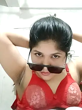 Snapshot of Nusrat-N chatting on September 26, 2:15 pm Nusrat-N online show from September 26, 2:15 pm