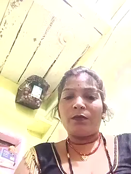Snapshot of Samiya-143 chatting on September 9, 3:56 pm Samiya-143 online show from September 9, 3:56 pm
