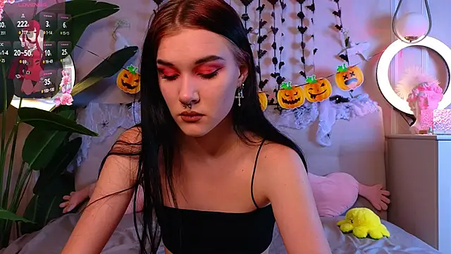 JenniferSullivan online show from November 1, 9:19 pm