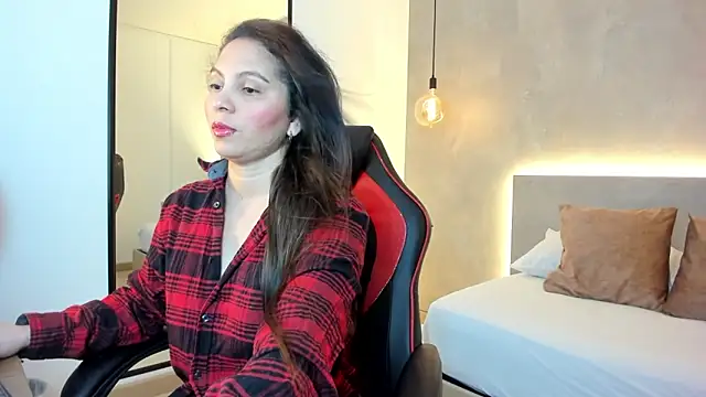 Snapshot of samantha_17_ chatting on September 18, 2:10 am samantha 17 online show from September 18, 2:10 am