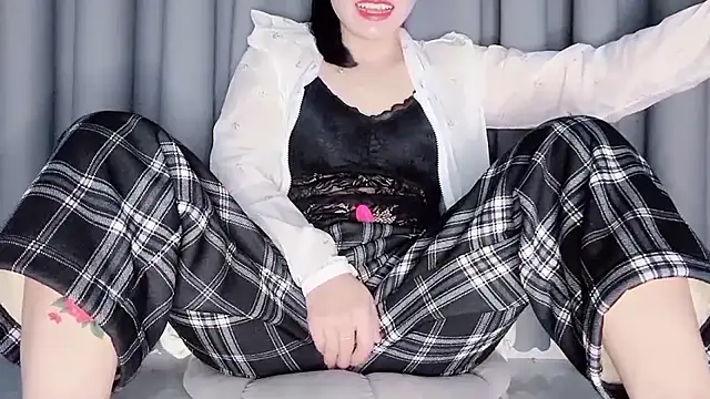   Joy69   online show from January 16, 12:17 am