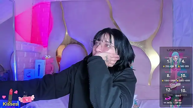 Niina Sissy online show from April 20, 5:10 am