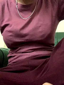 kissujaan online show from September 17, 7:01 pm