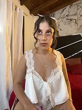 Snapshot of Harley_J_ chatting on October 18, 12:30 pm Harley J online show from October 18, 12:30 pm