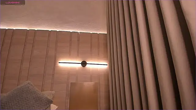 Isabellaroberts1 online show from October 27, 10:04 pm