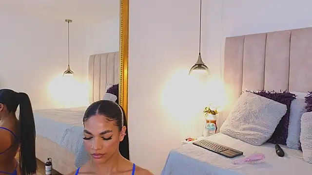 arianaa miller  online show from September 20, 8:18 pm