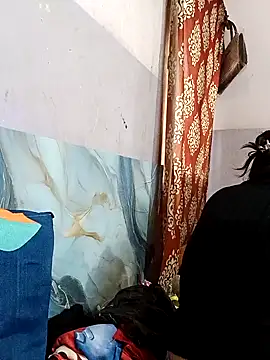 Snapshot of sanu_07 chatting on October 13, 5:43 am sanu 07 online show from October 13, 5:43 am