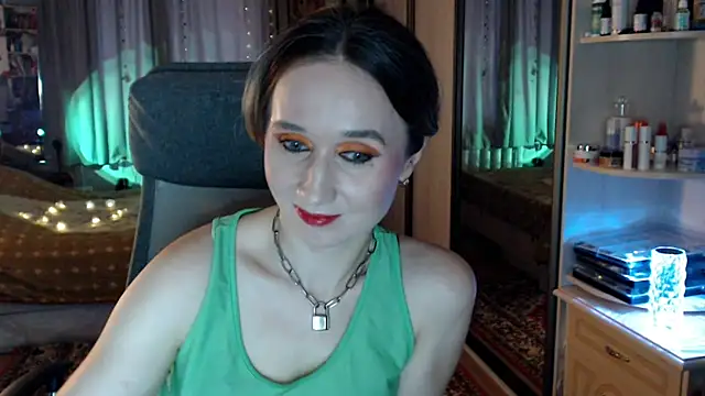 ClassyInna online show from November 27, 9:01 am