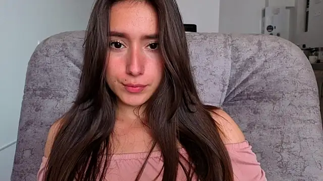 Adhara Kitten online show from April 18, 7:07 pm