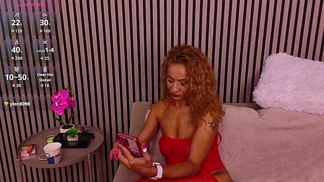 aellabeyonce online show from July 22, 3:57 pm