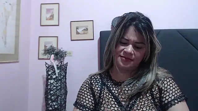 Snapshot of pamela_echeverria chatting on September 11, 1:55 pm pamela echeverria online show from September 11, 1:55 pm