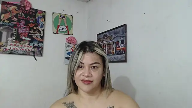 pamela echeverria online show from July 28, 11:28 am
