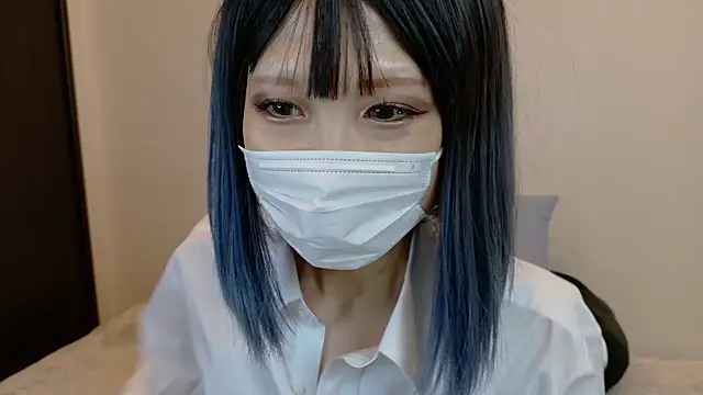 sarina at online show from October 15, 9:34 am