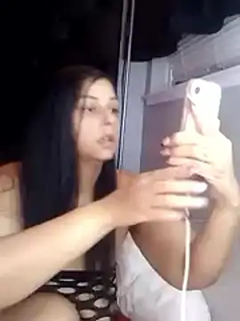 sweetnjuicyyy online show from November 22, 6:49 am