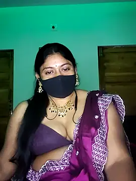 Snapshot of Telugu--Nadhini143 chatting on October 16, 5:15 pm Telugu--Nadhini143 online show from October 16, 5:15 pm