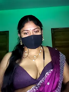 Snapshot of Telugu--Nadhini143 chatting on October 17, 5:16 pm Telugu--Nadhini143 online show from October 17, 5:16 pm