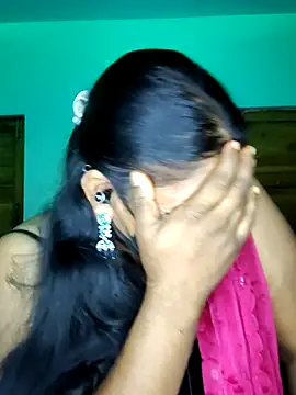Snapshot of Telugu--Nadhini143 chatting on October 18, 5:37 pm Telugu--Nadhini143 online show from October 18, 5:37 pm
