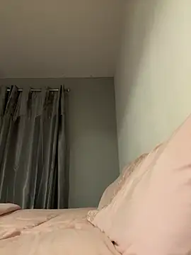 LollyLove  online show from April 18, 7:58 pm