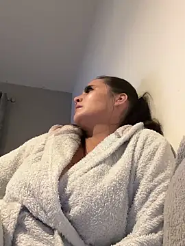 LollyLove  online show from March 17, 9:19 pm