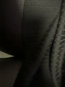 HiddenHoneyLDN online show from February 11, 2:51 pm