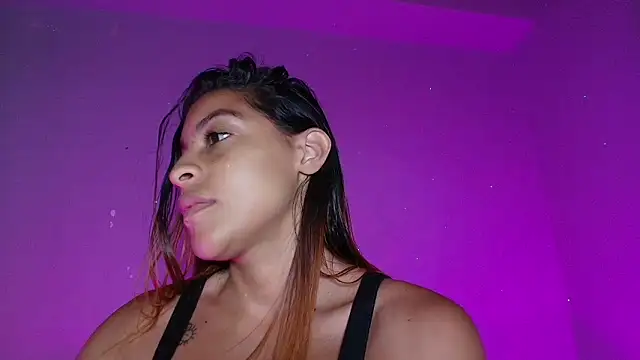 m rosee online show from April 28, 2:10 pm