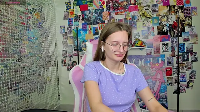 Snapshot of Maryyy_May chatting on October 3, 7:41 pm Maryyy May online show from October 3, 7:41 pm