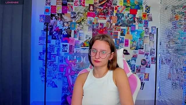 Snapshot of Maryyy_May chatting on October 7, 6:45 pm Maryyy May online show from October 7, 6:45 pm