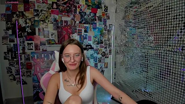 Snapshot of Maryyy_May chatting on September 8, 5:01 pm Maryyy May online show from September 8, 5:01 pm