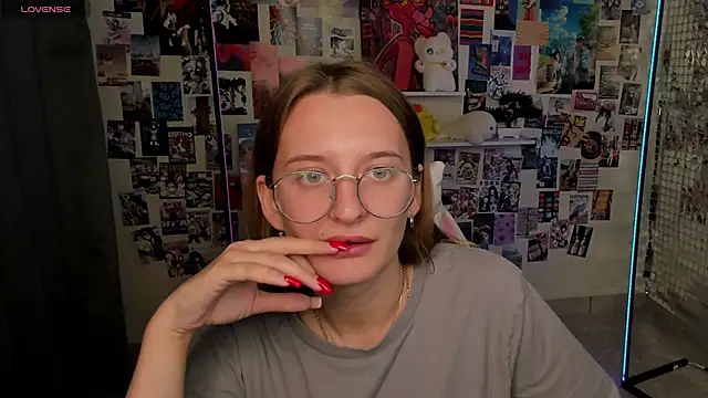 Snapshot of Maryyy_May chatting on September 16, 4:59 pm Maryyy May online show from September 16, 4:59 pm