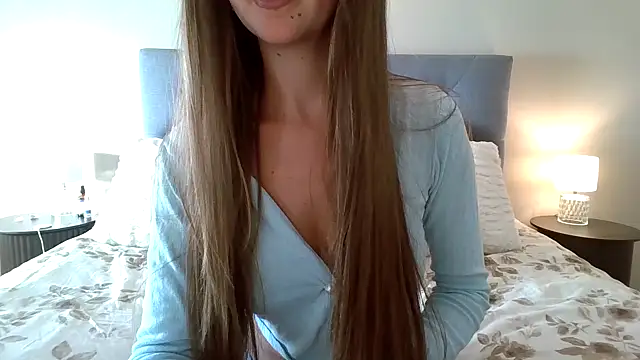 Snapshot of TaylorWest62 chatting on October 1, 2:22 pm TaylorWest62 online show from October 1, 2:22 pm