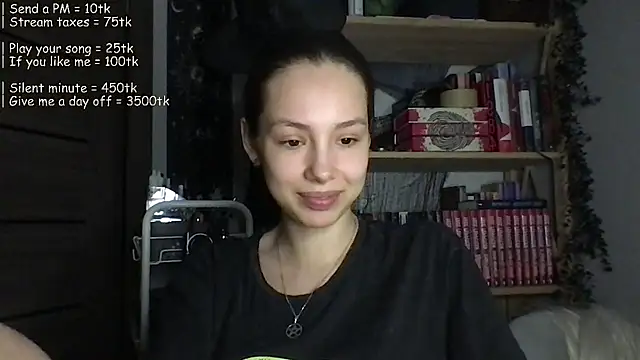 Yuna5343 online show from June 6, 8:04 pm