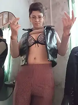 Lulypsicologasexual online show from July 10, 4:40 pm