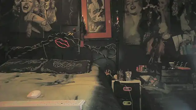 Splash Queen420 online show from February 7, 4:49 am