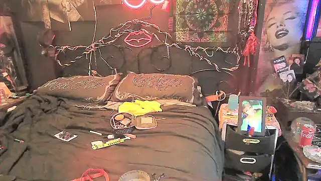 Splash Queen420 online show from February 19, 8:14 am