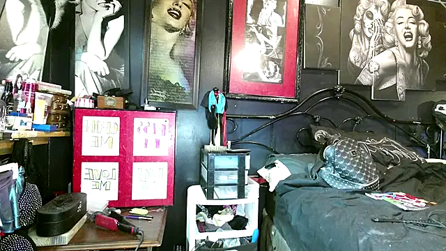 Splash Queen420 online show from December 16, 6:30 am