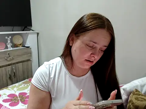 BrianaBarbes online show from January 14, 10:26 pm