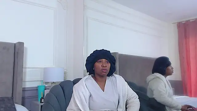 NatashaSilver online show from November 25, 1:13 pm