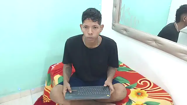 Snapshot of kloe_matias chatting on October 2, 9:20 pm kloe matias online show from October 2, 9:20 pm