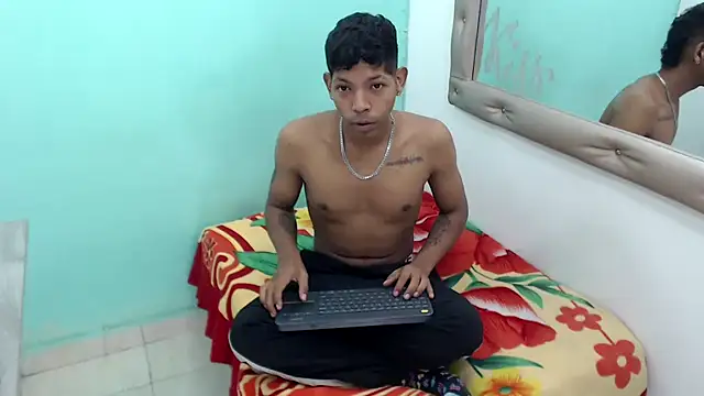 Snapshot of kloe_matias chatting on September 26, 1:58 am kloe matias online show from September 26, 1:58 am