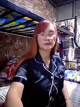 SexyHottMom online show from March 20, 12:10 pm