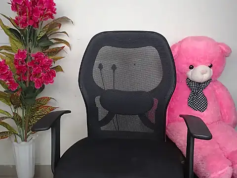 Big Baby1 online show from November 25, 5:48 pm