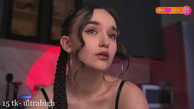 Mirarune online show from February 12, 1:46 pm