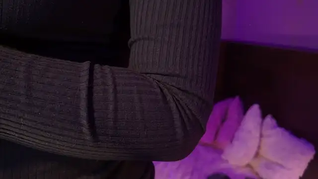 Carly Monroe  online show from October 9, 11:20 pm