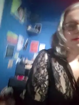 Feelineducentre online show from November 6, 8:59 pm