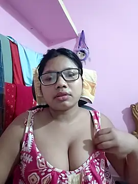 Redchery online show from July 6, 5:15 pm